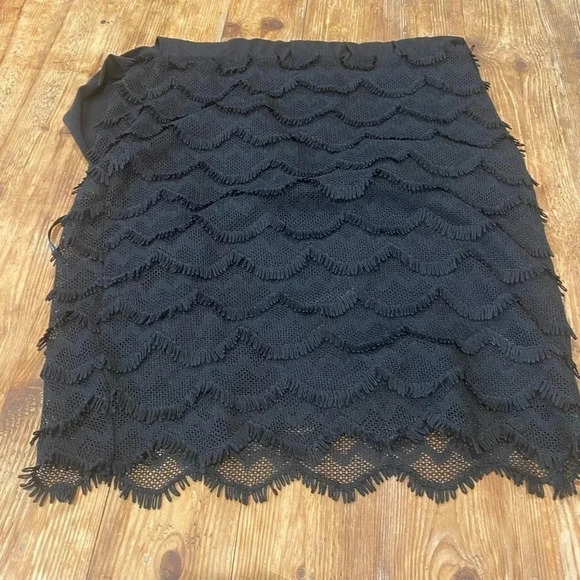 Guess Women’s Janey Mini Halter Top Lace Bottom Little Black Dress‎ Size 8 NWT - Picture 5 of 12